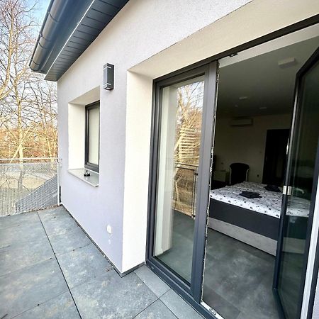 Apartmany Premium Se Soukromym Parkovanim Česká Lípa Exteriör bild