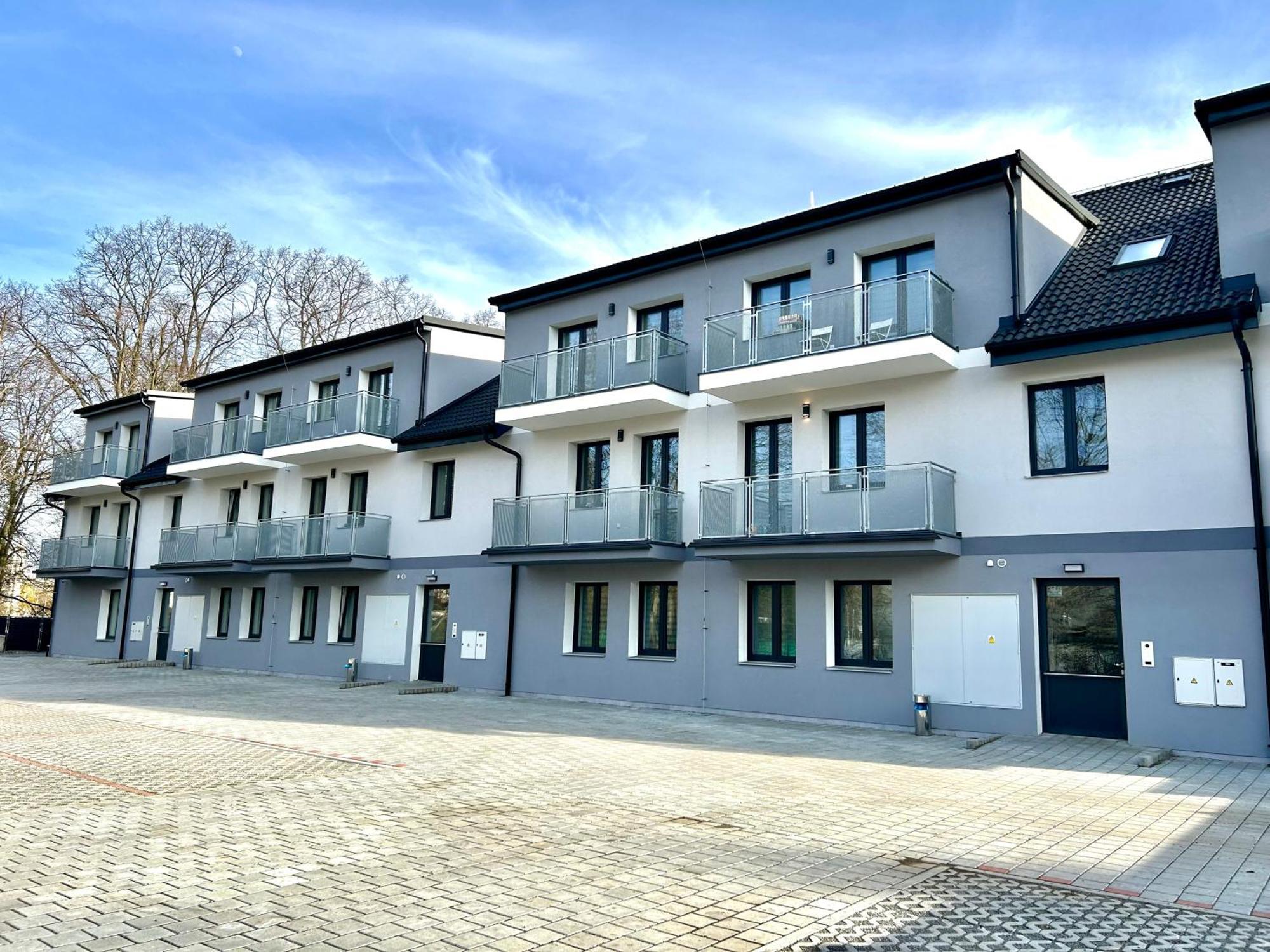 Apartmany Premium Se Soukromym Parkovanim Česká Lípa Exteriör bild